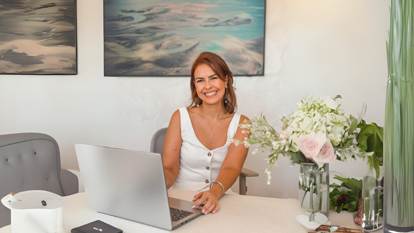 A Dra. Thaline Neves explica como a radiologia intervencionista ambulatorial transforma o cuidado médico com procedimentos eficazes e minimamente invasivos.