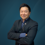 Procedimentos minimamente invasivos estão mudando a autoimagem com naturalidade e precisão, destaca Milton Seigi Hayashi.